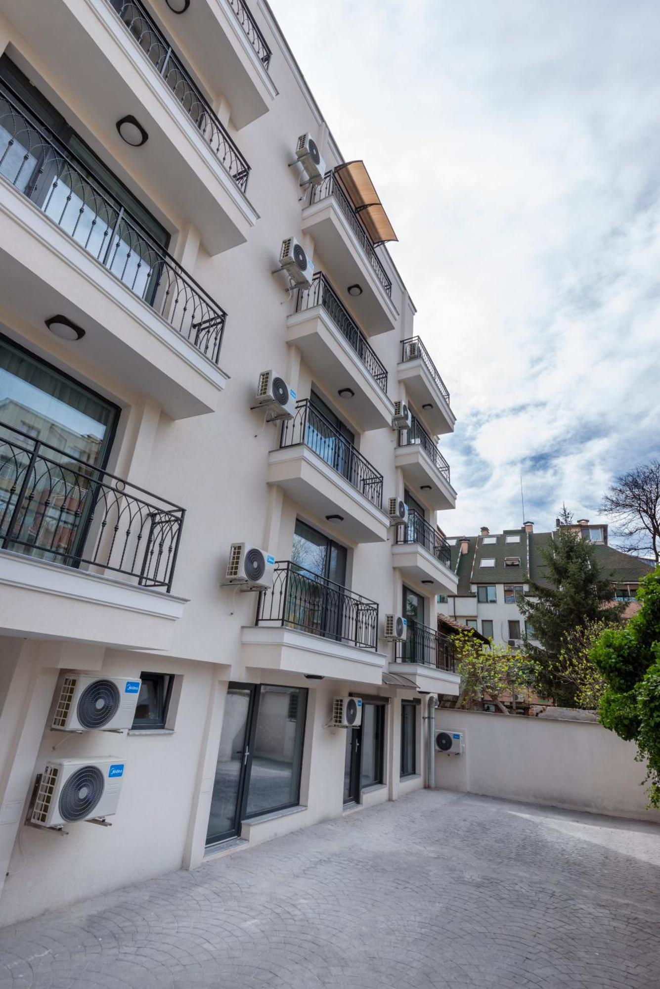 Best Guest 2 Apartments Plovdiv Exterior foto