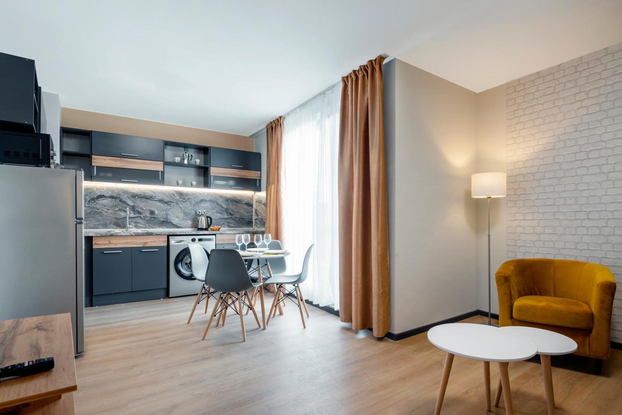 Best Guest 2 Apartments Plovdiv Exterior foto